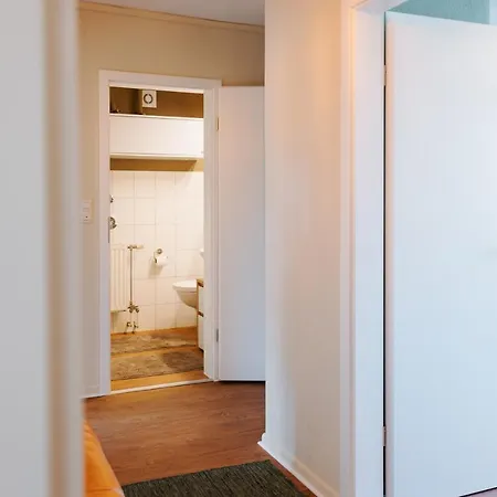 Gemuetliche Und Grosse Stadtwohnung Mit Parkplatz, Uni Und Zentrum Fusslaeufig Appartement *