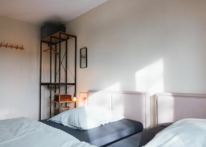 Zentrales&gemütliches 3-zimmer-apartment Mit Netflix&sky, Nah An Uni&zentrum, Mit Stellplatz Apartment