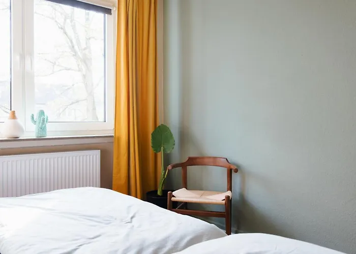 Zentrales&gemütliches 3-zimmer-apartment Mit Netflix&sky, Nah An Uni&zentrum, Mit Stellplatz Apartment Kassel